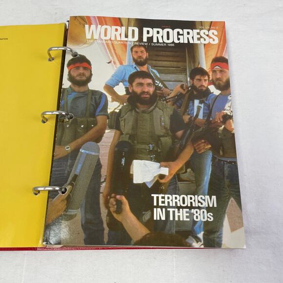 Vintage 1986 World Progress Yearbook Binder Spring Winter Summer Fall Collection - Picture 4 of 6